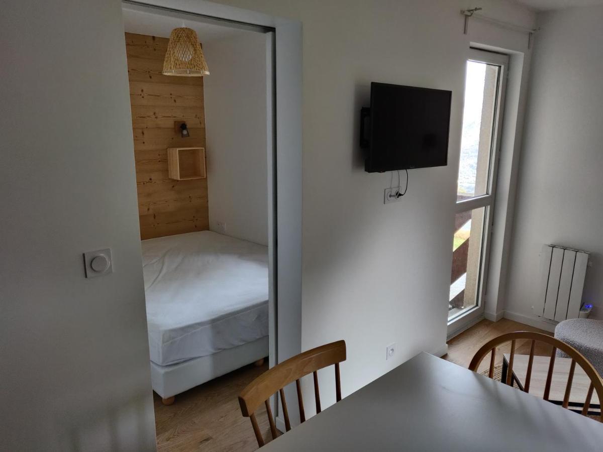 Appartement Neuf 4-6 Pers. Aux Pieds Des Pistes Genos ภายนอก รูปภาพ